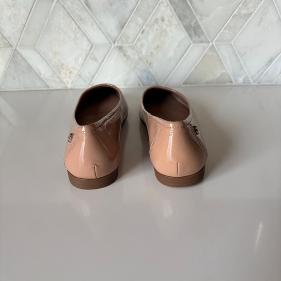 Vince Camuto Patent Ballet Flat Flats Tan Size 5 - Picture 4 of 6